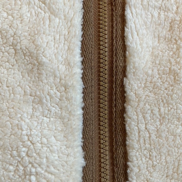 Last Chance! Chaps White Teddy Bear Vest - Picture 2 of 5